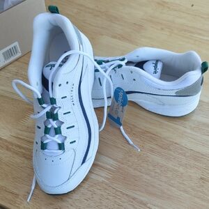 Easy Spirit Athletic Shoes